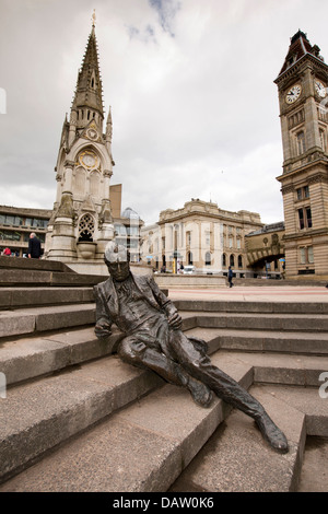 Großbritannien, England, Birmingham, Chamberlain Quadrat, Statue von Thomas Attwood, Ökonom und Wahlen reformer Stockfoto