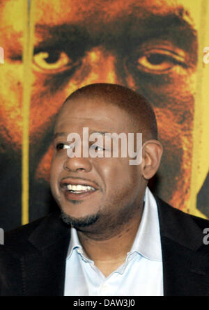 US-Schauspieler Forest Whitaker abgebildet auf einem Foto-Shooting zu seinem Film "The Last King of Scotland" in Berlin, Deutschland, Dienstag, 13. Februar 2007. Der Film ist in den deutschen Kinos ab dem 15. März. Foto: Soeren Stache Stockfoto