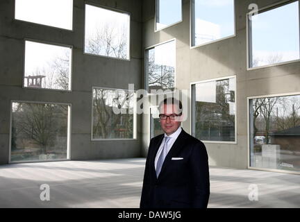 Andrej Kupertz, Präsident von "Zollverein School of Management and Design" in der Schule in Essen, Deutschland, 22. Februar 2007 abgebildet. Die ersten 15 Absolventen verlassen die Schule mit einem MBA auf dem Buckel. Foto: Franz-Peter Tschauner Stockfoto