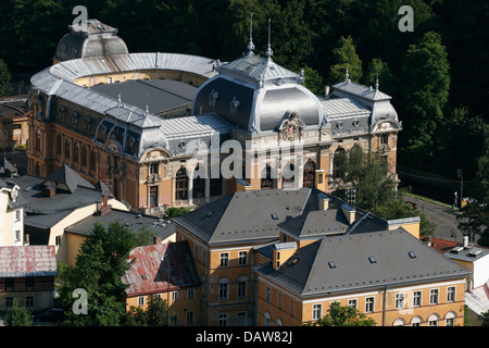 Panoramablick auf Cisarske Lazne (Marienbad ich), Karlovy Vary von oben, Tschechische Republik Stockfoto