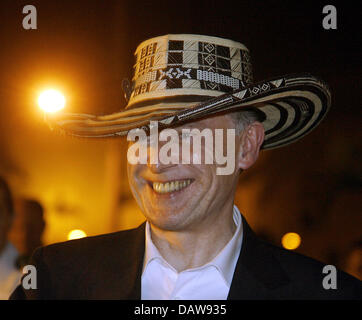 Deutscher Präsident Horst Köhler bei einem Stadtrundgang durch Cartagena, Kolumbien, Mittwoch, 14. März 2007 mit üblichen Hut abgebildet. Köhler ist am Abend nach Deutschland zurückkehrt. Foto: Wolfgang Kumm Stockfoto