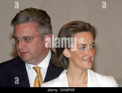 Prinz Laurent von Belgien und Prinzessin Claire sind bei der Eröffnung des 12. internationalen Kongresses für Zwillingsstudien, Gent, Belgien, 8. Juni 2007 abgebildet. Der Prinz und die Prinzessin haben Zwillinge selbst. Foto: Albert Nieboer Niederlande Stockfoto