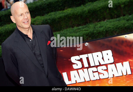 Bruce Willis Deutsch