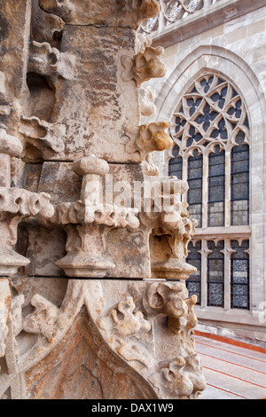 KOSICE - Januar 3: Ausschnitt aus gotischen Fassade der gotischen Kathedrale Saint Elizabeth am 3. Januar 2013 in Kosice, Slowakei. Stockfoto