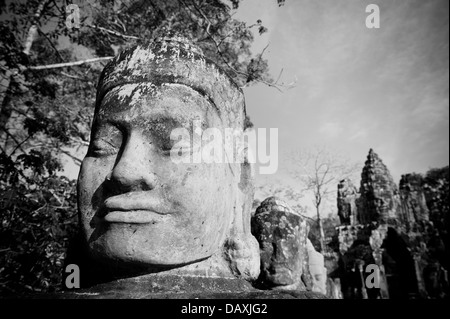 Leiter der Gate Guardian, Angkor, Kambodscha Stockfoto