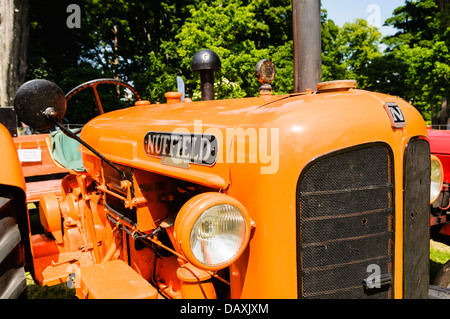 Vintage Nuffield Traktor Stockfoto