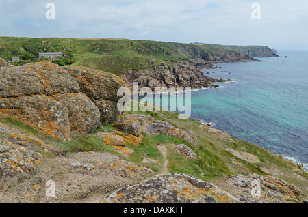 South West Coastal Path in der Nähe von Lands End, Cornwall, England, UK Stockfoto