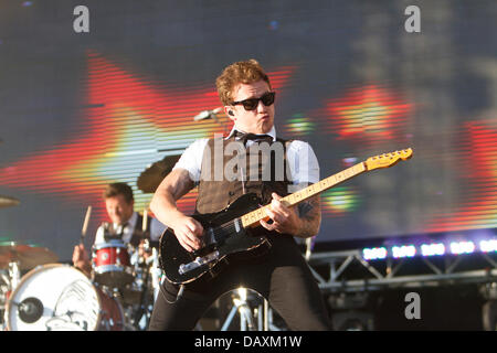 London, UK, 19. Juli 2013, Mcfly spielte live auf der Bühne gehen lokalen Show, ein Jahr auf Kredit: Keith Larby/Alamy Live News Stockfoto