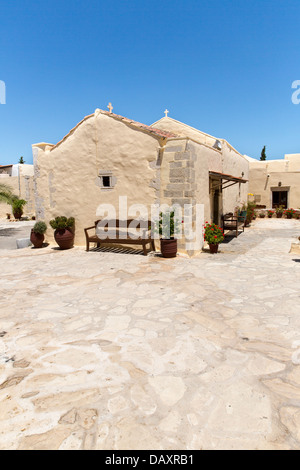 Kloster (Kloster) in Messara Tal auf Kreta in Griechenland. Messara - ist die größte Ebene in Kreta Stockfoto