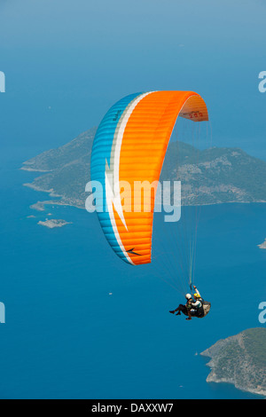 Ägypten, Ölü Deniz, Paragliding Vom Babadagi, Fethiye, Provinz Mugla Stockfoto