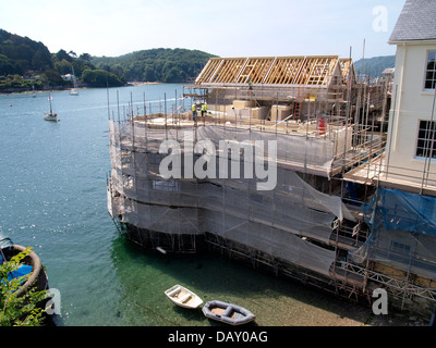 Neue Ufer Eigenschaften gebaut, Salcombe, Devon, UK 2013 Stockfoto