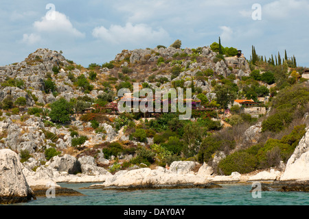 Asien, Ägypten, Provinz Antalya, Kekova Kale Koyü (Simena) Sprachlernspiels der Insel Kekova, Blick Auf sterben Methap Pension Und sterben Burg Stockfoto