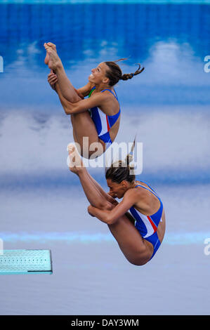 Barcelona, Spanien. 20. Juli 2013. Eventuelle Silber Medaillengewinner, Italiens Tania Cagnotto und Francesca Dellape (ITA) in Aktion während der Damen 3m Synchronpore Sprungbrett Tauchen Finale in der FINA-Weltmeisterschaften 2013 in die Piscina Municipal de Montjuic. Bildnachweis: Aktion Plus Sport/Alamy Live-Nachrichten Stockfoto