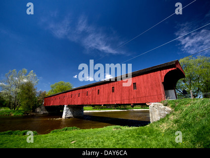 West Montrose abgedeckt-Brücke (Brücke küssen) in Kitchener, Ontario, Kanada. Stockfoto