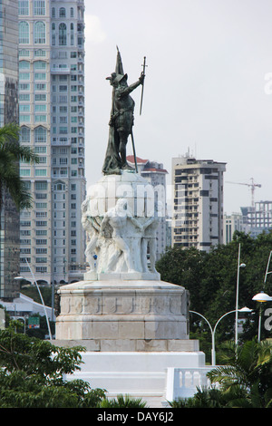 Vasco Núñez de Balboa Statue in Panama City. Balboa war der Entdecker des Pazifischen Ozeans. Stockfoto