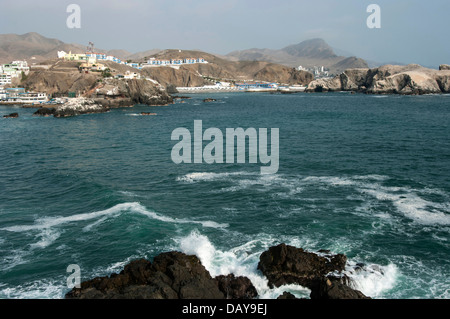 Strand San Bartolo in der Provinz Lima. Peru. Stockfoto