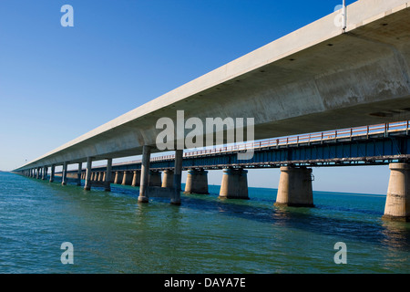 Seven Mile Bridge (US Highway 1).  Die Brücke verbindet den unteren Tasten am Little Duck Key Key Vaca Marathon, Florida, USA. Stockfoto