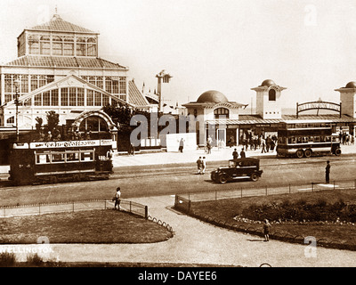 Great Yarmouth Wellington Pier und Wintergärten wahrscheinlich der 1920er Jahre Stockfoto