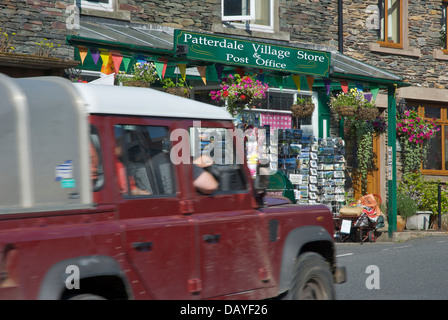 Der Dorfladen & Postamt, Patterdale, Nationalpark Lake District, Cumbria, England UK Stockfoto