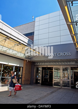 Außenseite des Brent Cross Einkaufszentrum, London Borough of Barnet, Nord-London, England, United Kingdom Stockfoto