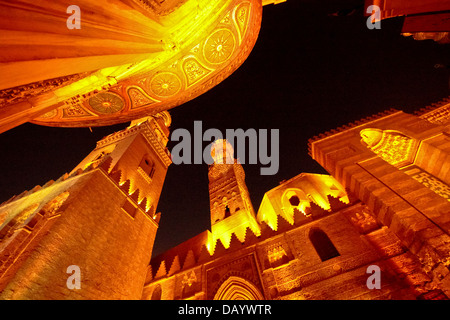 Nacht Schuss Komplex, Medresen, Mausoleum und Moschee, Al-Muizz Street, Kairo, Ägypten Stockfoto