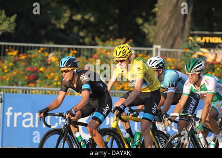 Champs Elysees, Paris. 21. Juli 2013. Letzte Etappe der Tour de France. Champs Elysees, Paris, Frankreich. Richie Porte und Chris Froome Team Sky Credit: Neville Stile/Alamy Live-Nachrichten Stockfoto