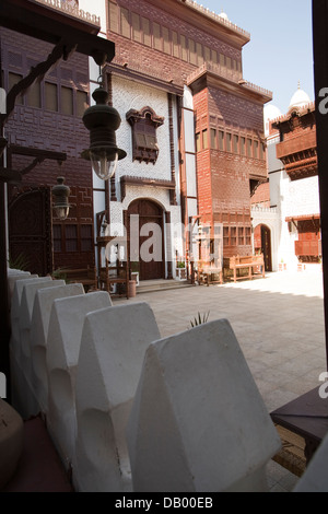 Innenhof des Museums der Stadt Al-Tayibat für internationale Zivilisation, Jeddah, Saudi Arabien Stockfoto