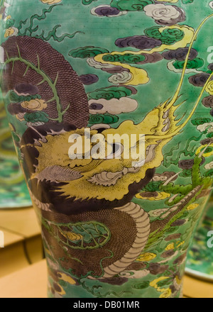 Baluster Vase Nahaufnahme Detail - China, Kangxi Herrschaft, 1662 Stockfoto