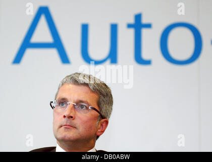 Audi-Chef Rupert Stadler in Nürnberg, Deutschland, 25. Juli 2007 gezeigt. Der Bayerische Staat, Auto genutzt Audi und BMW, Verband deutscher Automobil Industrie (VDI) und der deutschen Auto-Club ADAC wollen den Weg in die Produktion von Eco freundliche Autos führen und den Beginn einer gemeinsamen Initiative am 25. Juli 2007 angekündigt. Foto: Armin Weigel Stockfoto