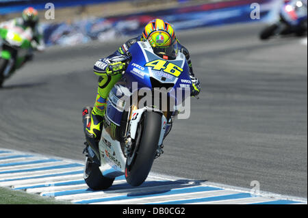 Monterey, Kalifornien, USA. 21. Juli 2013. Yamaha Factory Racing Fahrer VALENTINO ROSSI, Italien (46) während des 2013 Red Bull U.S. Grand Prix. Bildnachweis: Scott Beley/ZUMAPRESS.com/Alamy Live-Nachrichten Stockfoto