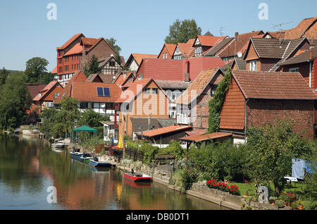 Das Foto zeigt Quartier "Fisherstad" an den Ufern des Flusses Werra in Bad Sooden-Allendorf, Deutschland, 6. August 2007. Foto: Uwe Zucchi Stockfoto