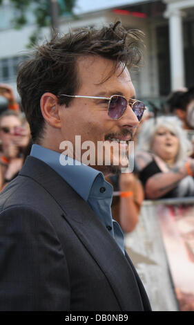 London, UK, 21. Juli 2013. Johnny Depp besucht die Premiere von "The Lone Ranger" Odeon Leicester Square © WFPA/Alamy Live Ne Stockfoto