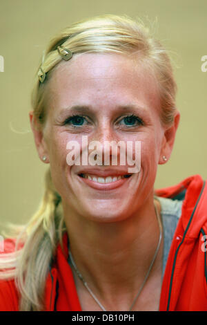 Eine Datei Foto datiert 29.08.2007 zeigt deutsche Weitsprung Athlet Bianca Kappler während der Leichtathletik-Weltmeisterschaften 2007 in Osaka, Japan. Laut einem Bericht der deutschen Tageszeitung "Saarbruecker Zeitung" (Mittwoch-Ausgabe, 17.10.2007) der Athlet schließt nicht aus, Sueing ihr ehemaligen Konkurrent und gestand doping Täter uns amerikanische Marion Jones. Kappler hatte 2004 Ol nur knapp verfehlt. Stockfoto