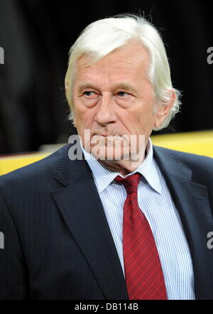 Tschechische Republik Nationalmannschaft Trainer Karel Brueckner abgebildet während der UEFA Euro 2008-Qualifikation Deutschland V Tschechien im Stadion Allianz Arena München, 17. Oktober 2007. Die Tschechen die deutsche Mannschaft gedemütigt und einfach die Seite 3: 0 besiegte. Foto: Stephan Jansen Stockfoto