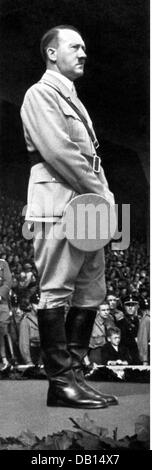 Nationalsozialismus / Nationalsozialismus, Nürnberger Reichsparteitag der Freiheit, 10. - 16.9.1935, Reichskanzler Adolf Hitler spricht zu der Hitlerjugend, Nürnberg, Stadtstadion, Nürnberg, Zusatzrechte-Clearences-nicht vorhanden Stockfoto