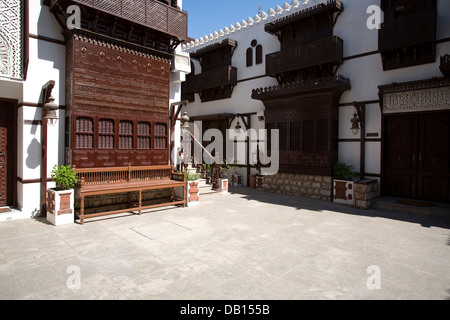 Innenhof des Museums der Stadt Al-Tayibat für internationale Zivilisation, Jeddah, Saudi Arabien Stockfoto