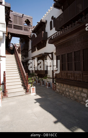 Innenhof des Museums der Stadt Al-Tayibat für internationale Zivilisation, Jeddah, Saudi Arabien Stockfoto