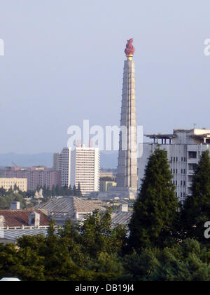 Das Bild zeigt, dass Nordkorea Hauptstadt höchste und in ideologisch die wichtigsten Gebäude, die Junche Idee-Turm in Pjöngjang, Nordkorea, 9. September 2007 ist. Die Juche Idee, Nordkoreas offizielle Staatsdoktrin Ideologie erzogen im Jahre 1955 durch dann staatliche Führer Kim Il-sung, basiert auf einer autonomen Weg Sozialismus. Foto: Thomas Gutschker Stockfoto