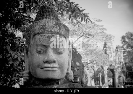 Leiter der Gate Guardian, Angkor, Kambodscha Stockfoto
