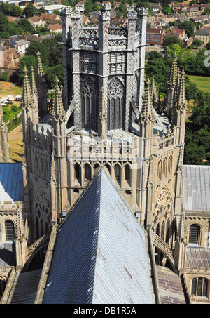 Ely Cathedral, Achteck und Laterne Türme aus West Tower, tower Cambridgeshire England UK Englisch mittelalterlichen Kathedralen Stockfoto