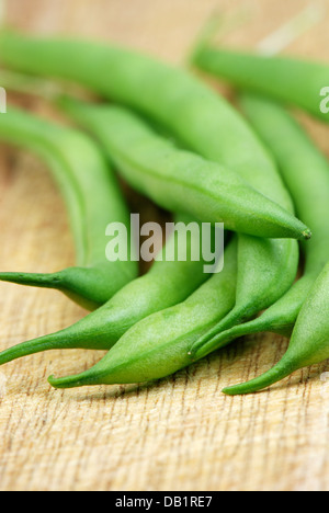 Frische ganze grüne Bohnen Stockfoto