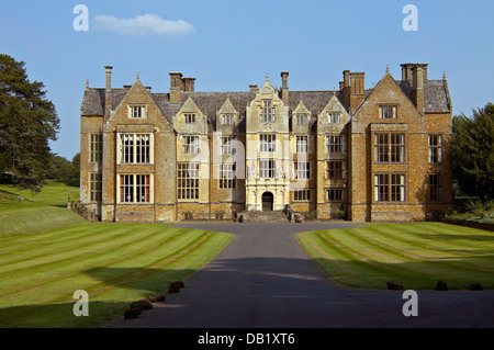 Fassade der Wroxton Abbey, ein jakobinischen Haus, Wroxton, Oxfordshire, England, Großbritannien. Stockfoto