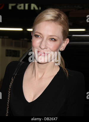 New York, New York, USA. 22. Juli 2013. Schauspielerin CATE BLANCHETT kommt für die "Blauen Jasmin" Premiere im MOMA statt. Bildnachweis: Nancy Kaszerman/ZUMAPRESS.com/Alamy Live-Nachrichten Stockfoto