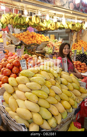 Frische Honig Mangos für Verkauf an Tekka Markt. Little India, Singapur. Stockfoto