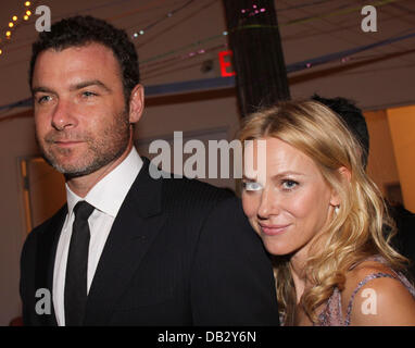 Liev Schreiber und Naomi Watts besuchen Tribeca Ball 2011 an der New York Academy of Art New York City, USA - 04.04.011 Stockfoto