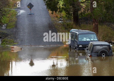 Überfluteten Castleton Street, Allanton, Taieri Plains, in der Nähe von Dunedin, Südinsel, Neuseeland Stockfoto