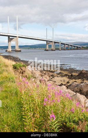 Kessock Brücke von North Kessock am Beauly Firth bei Inverness in Schottland gesehen Stockfoto