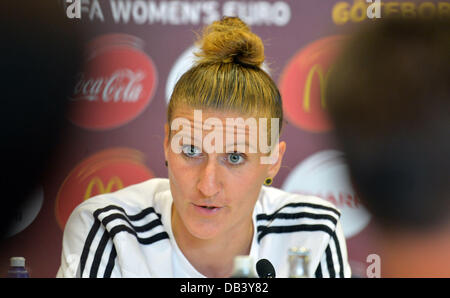 Göteborg, Schweden. 23. Juli 2013. Presse-Messe, die im Besitz der deutschen Frauen-Fußball-Nationalmannschaft im Rahmen der UEFA Women's Euro im Gamla Ullevi-Stadion in Göteborg, Schweden, 23. Juli 2013 beteiligt sich Deutschlands Anja Mittag. Foto: CARMEN JASPERSEN/Dpa/Alamy Live News Stockfoto