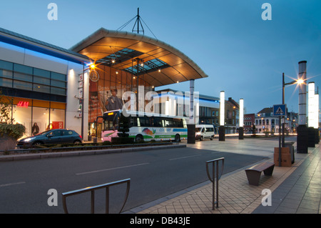 Europa, Frankreich, Nord-Pas-De-Calais, Calais-Shopping-mall Stockfoto