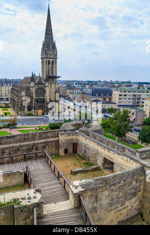 Caen, Burg und L'eglise Saint-Pierre, Normandie, Frankreich Stockfoto